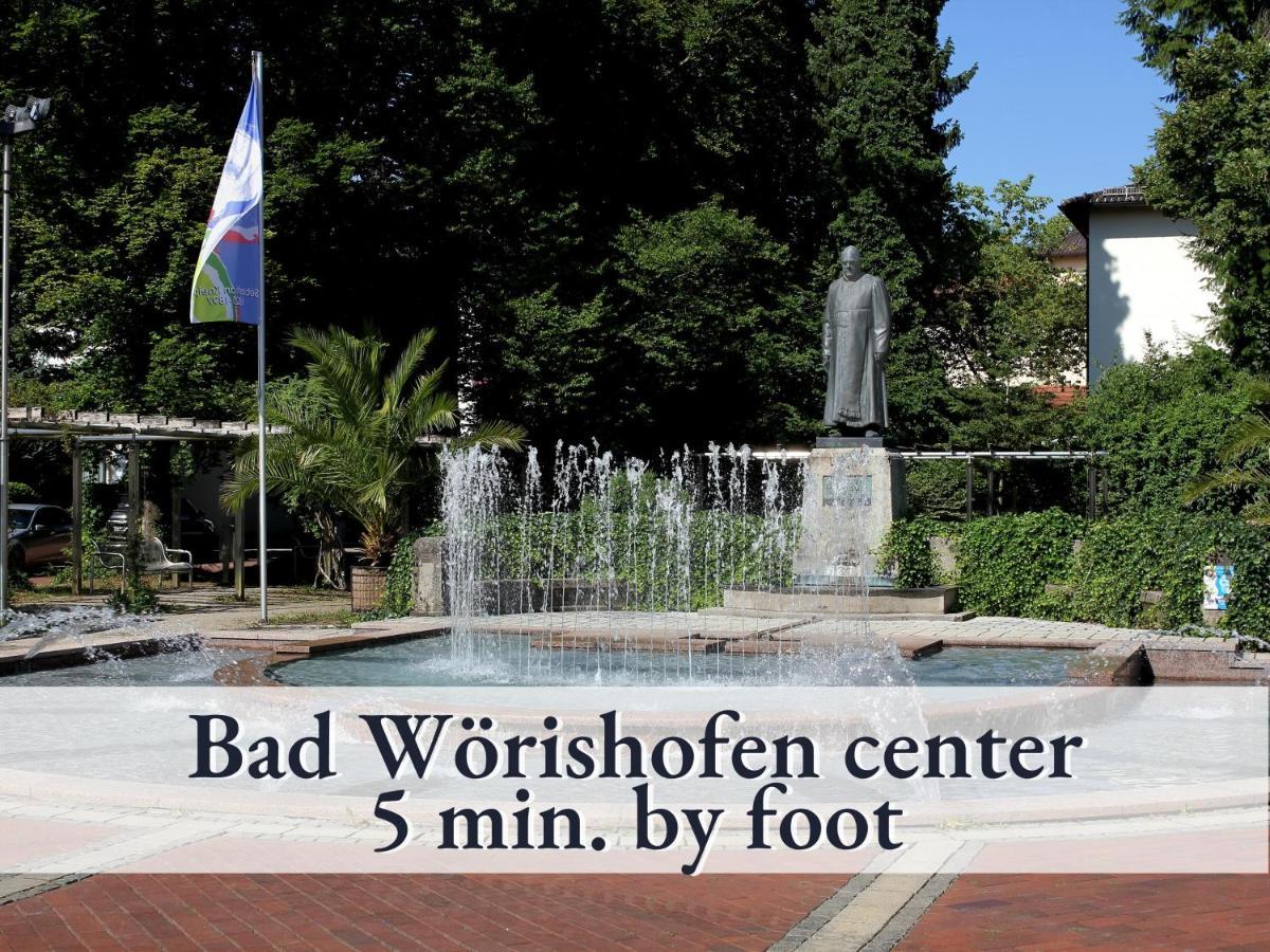 Sehr Gemuetliche Ferienwohnung In Bester Lage Mit Grossem Sonnenbalkon L Innenstadtnaehe L 1 Minute Zum Bahnhof L Kueche L Tv L Free-Wlan L Willkommen Im Hallo!-Apartment 8 Бад-Верисхофен Экстерьер фото